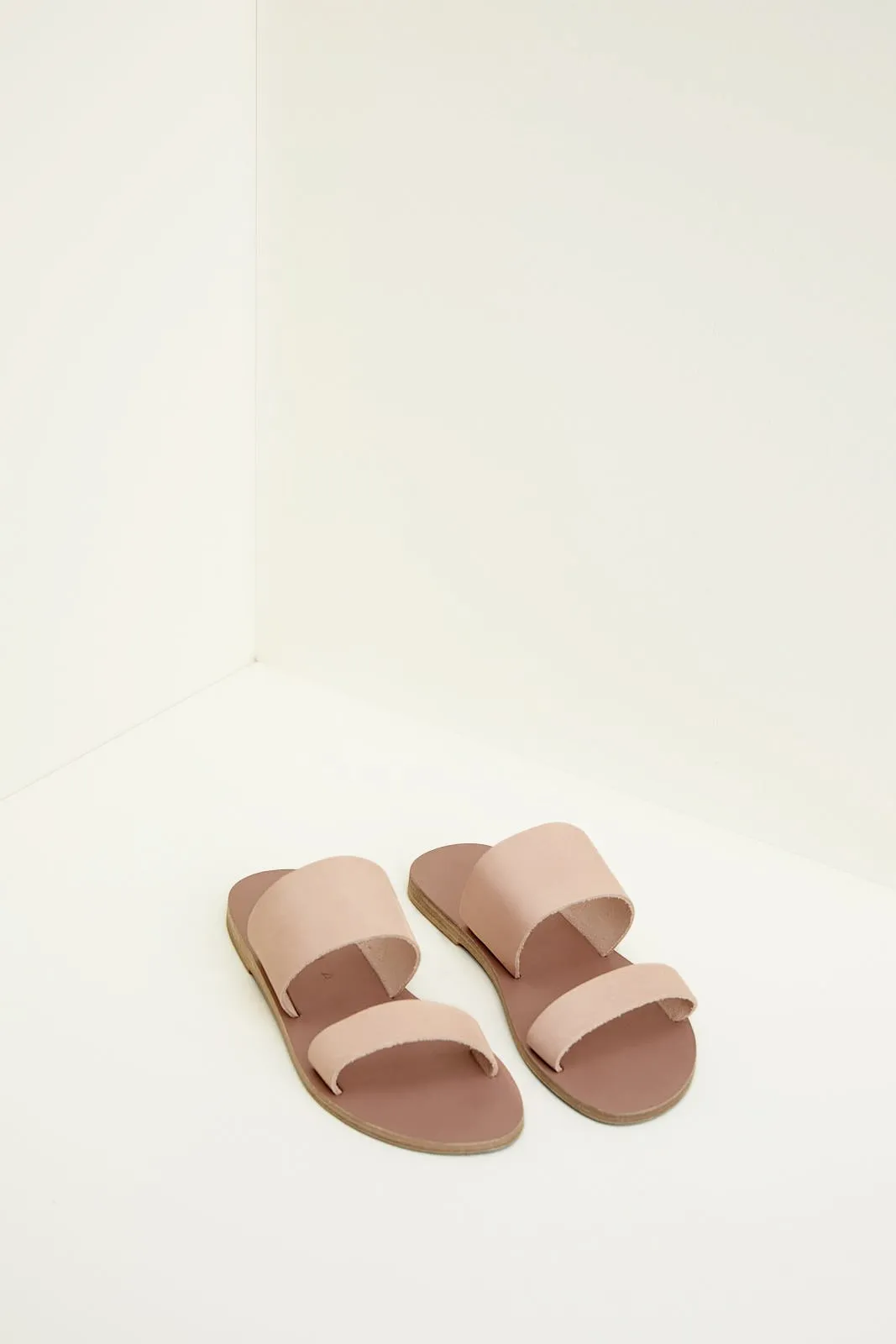 KYMA Delos Sandals